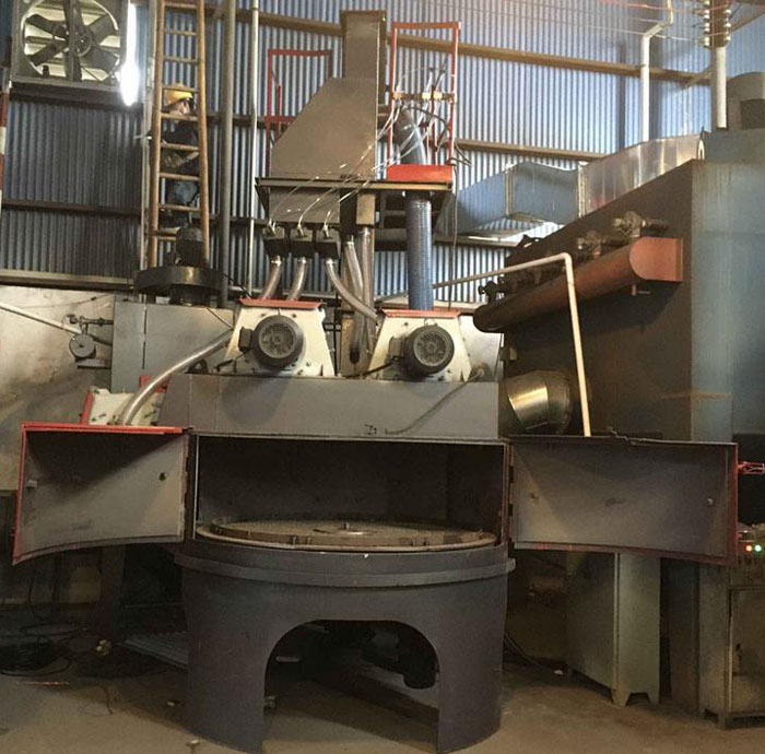 轉(zhuǎn)臺(tái)式拋丸機(jī)